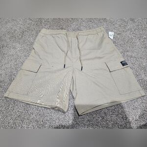Wezc Men's Cargo Shorts in Beige Size Large New